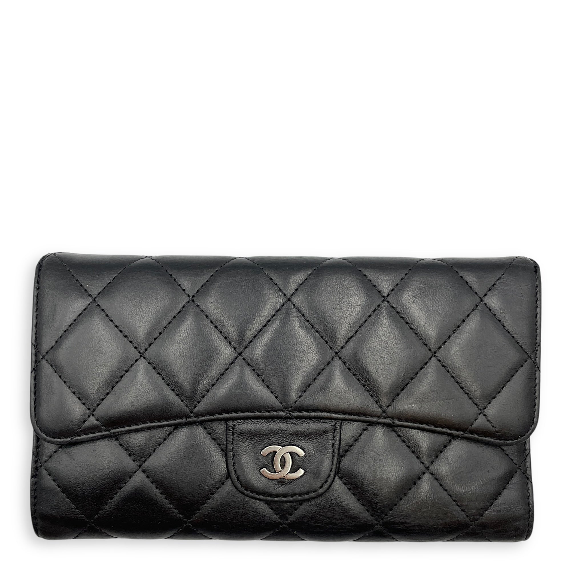 Classc Flap Long Black Wallet in Lambskin, Silver hardware