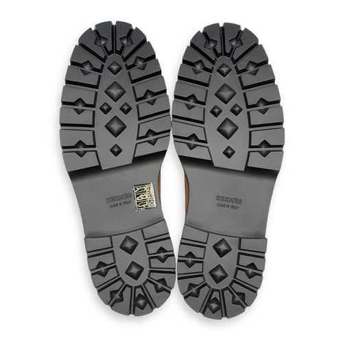 Icone 37 Naturel Loafers in Calfskin, Palladium hardware