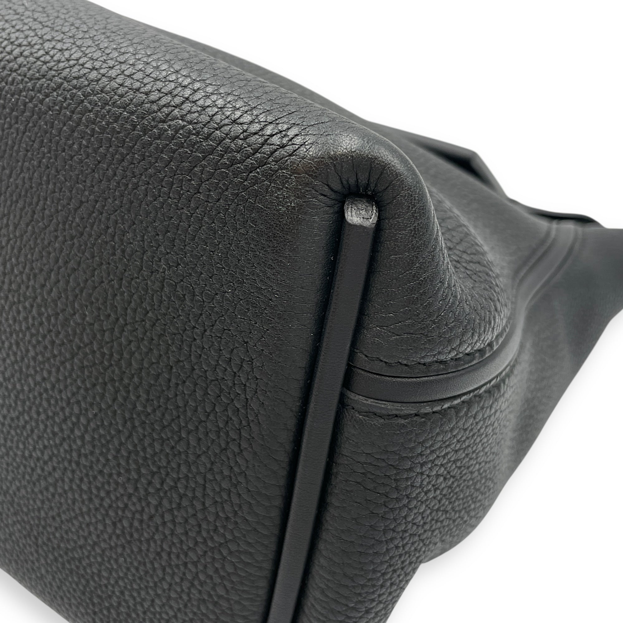 24/24 29 Black in Togo/Swift Gold hardware CL2508-14722 8