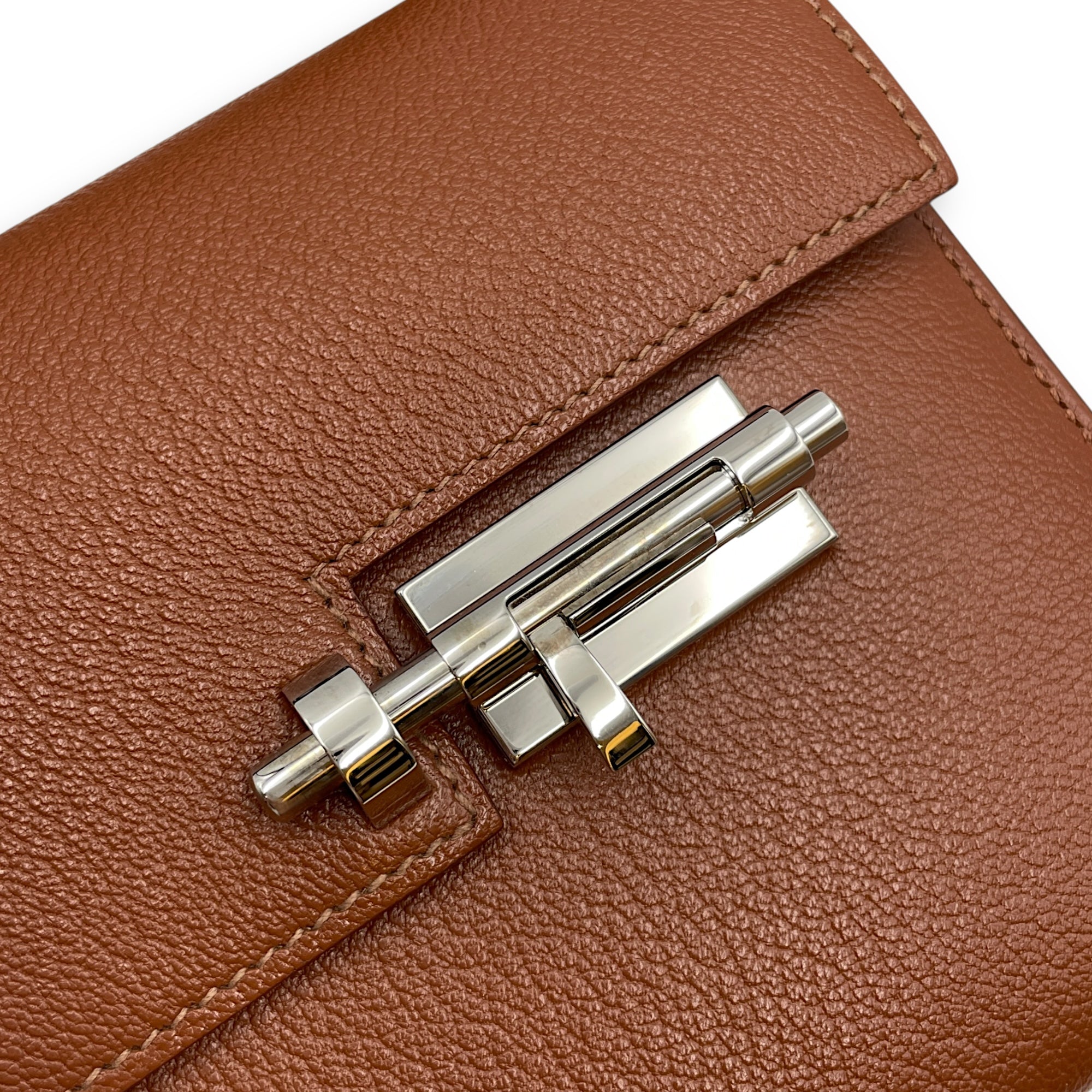 Verrou Mini Noisette in Chevre Mysore, Palladium hardware