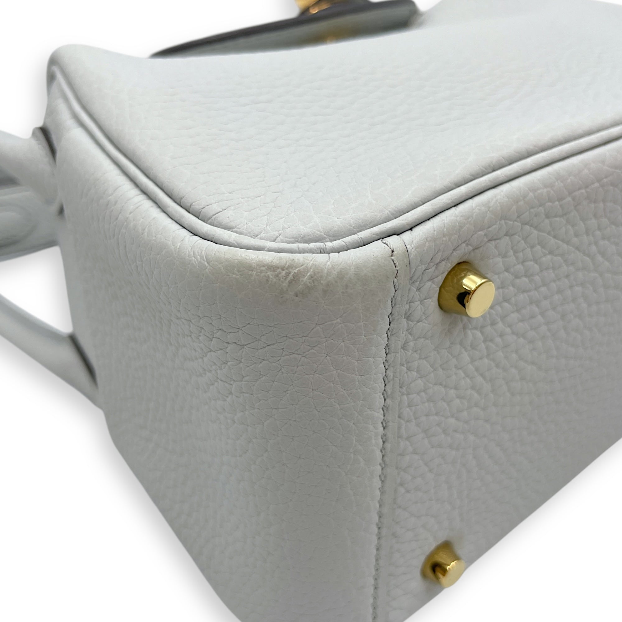 Lindy Mini Blue Pale in Clemence, Gold hardware