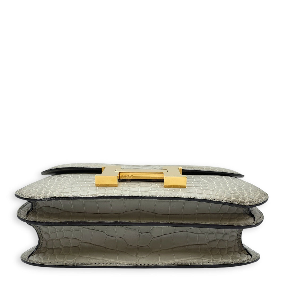 Constance 18 Gris Perle in Matte Alligator Gold hardware