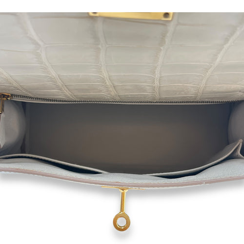 Kelly 28 Beton in Matte Niloticus, Gold hardware