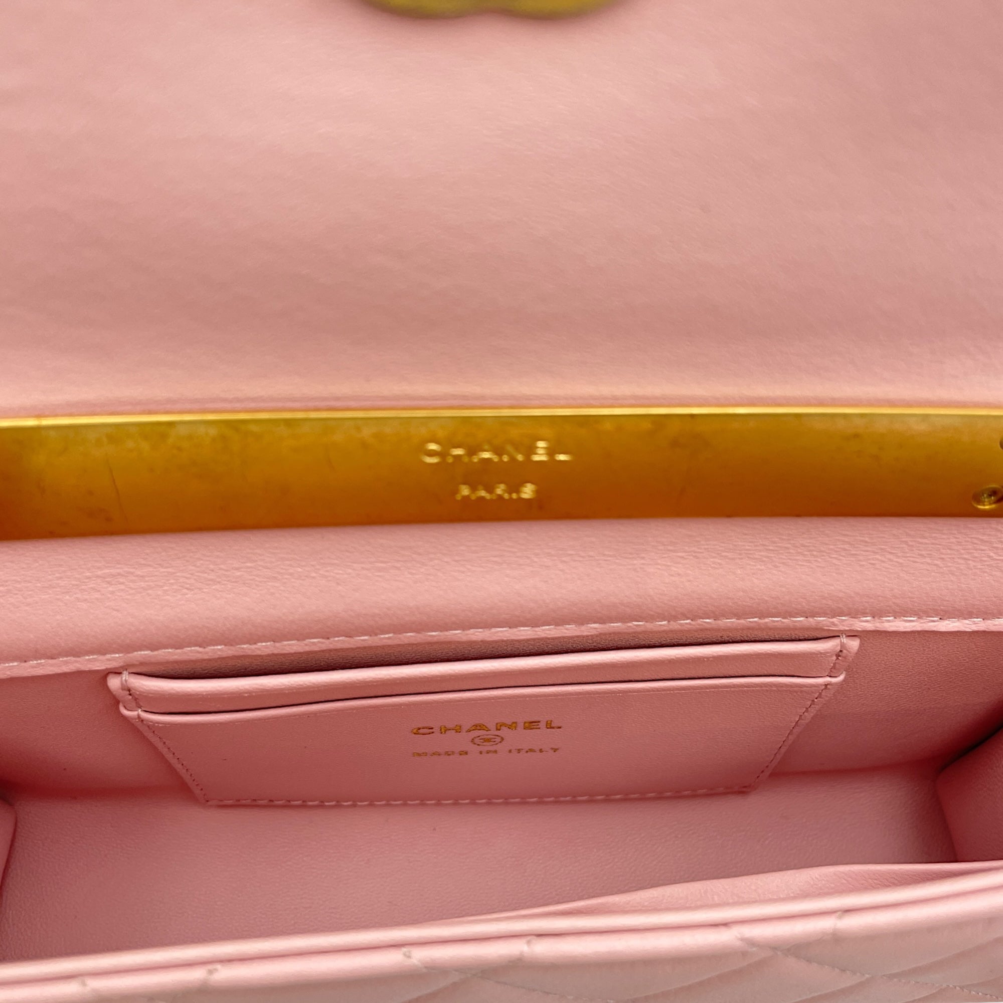 Timeless Classique Pink Crossbody Bag in Lambskin, Gold hardware