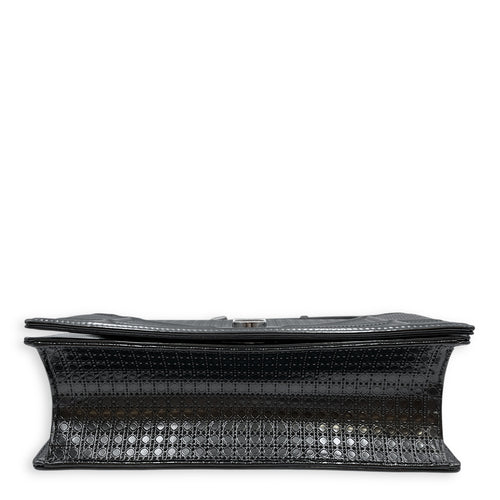 Diorama Medium Metallic Grey Shoulder Bag in Patent Leather, Silver hardware