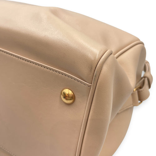 Boston Beige Shoulder Bag in Calfskin, Gold hardware