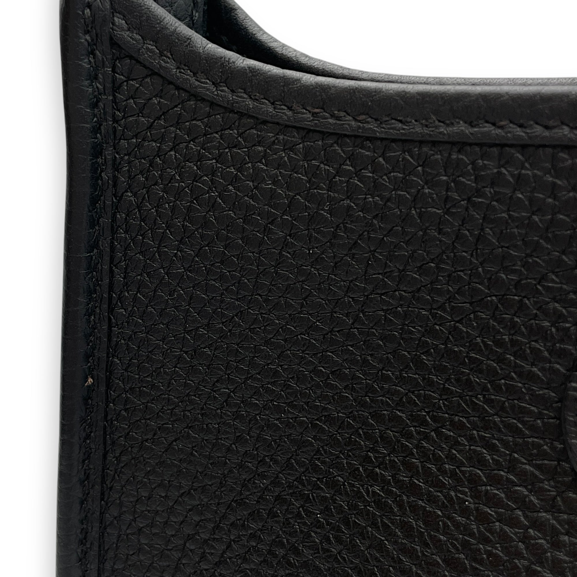 Evelyne Mini Black in Clemence, Gold hardware