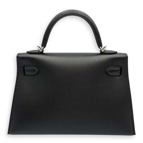 Sellier Kelly Cheval De Bois 20 Black in Tadelakt, Palladium hardware