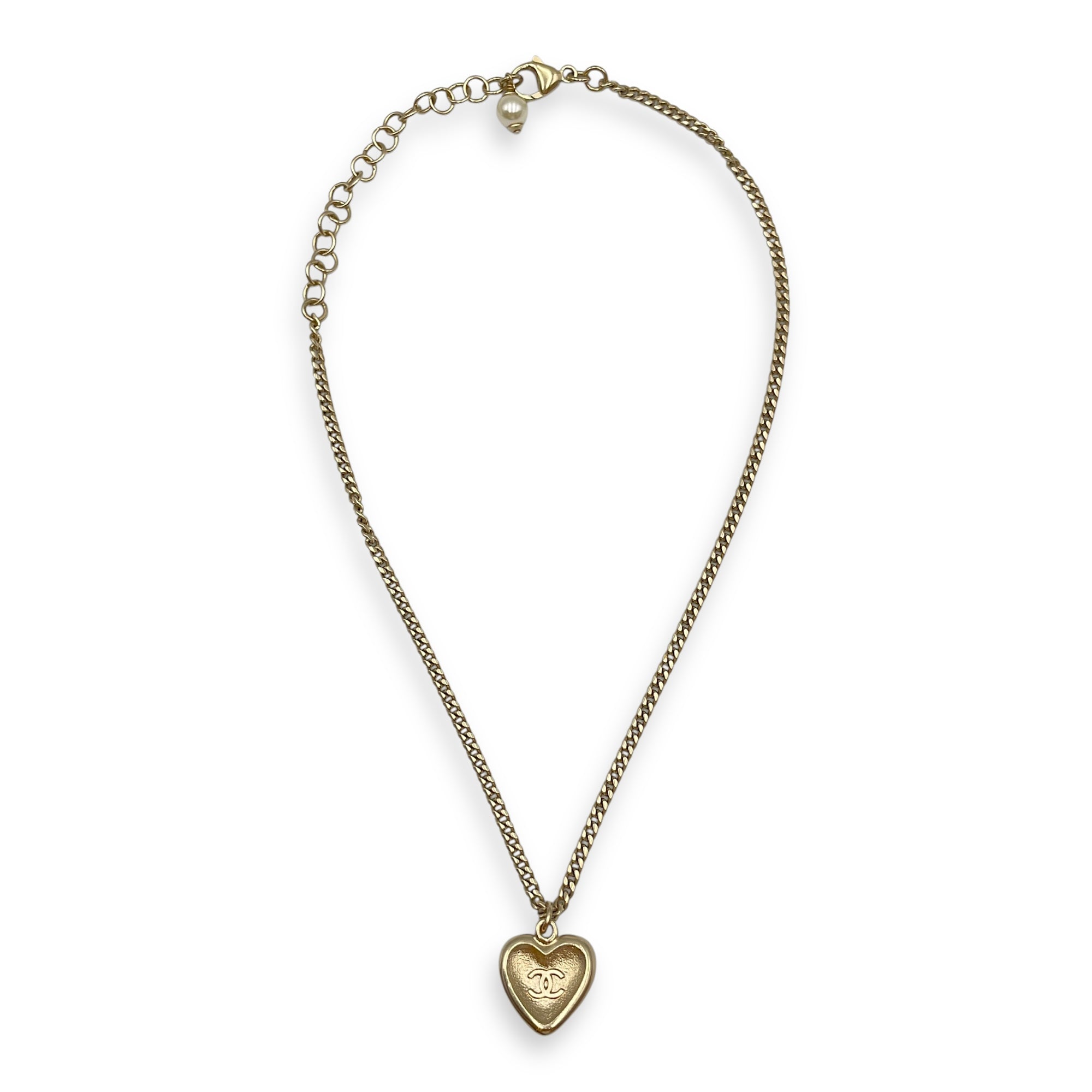 Heart Crystals and White Resin Gold Hardware Necklace