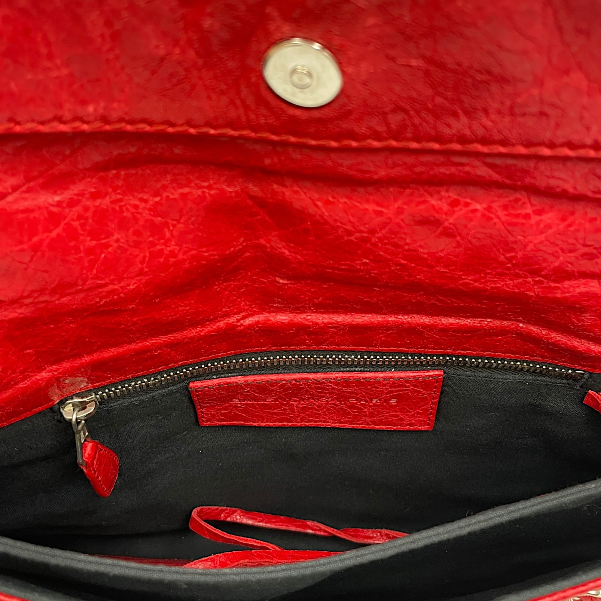 City Pouch Red Crossbody Bag in Distressed Leather, Silver hardware