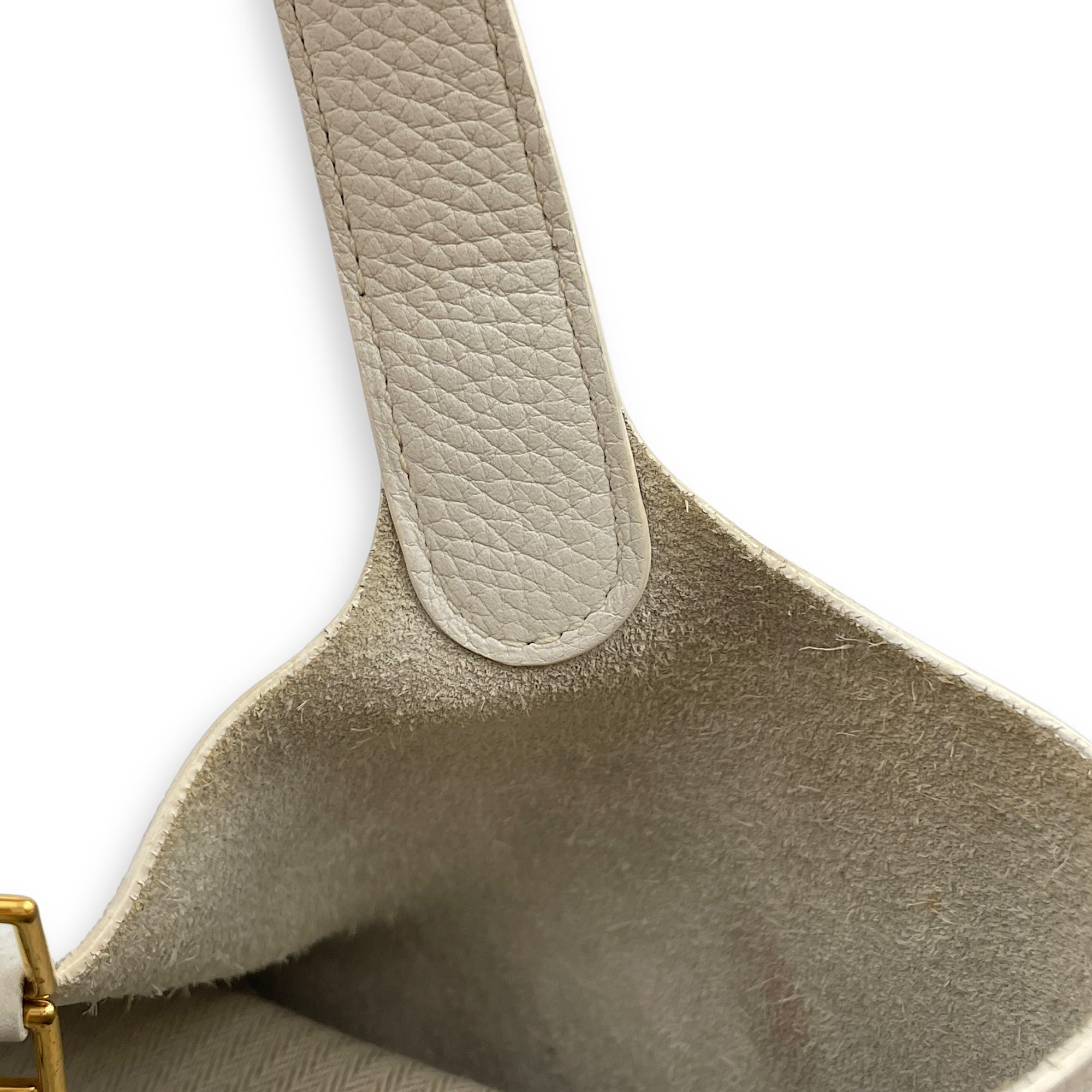 Picotin 18 White in Clemence, Gold hardware