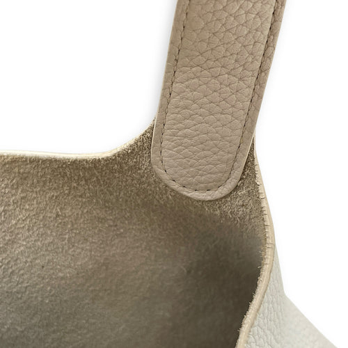 Picotin 18 White in Clemence, Gold hardware