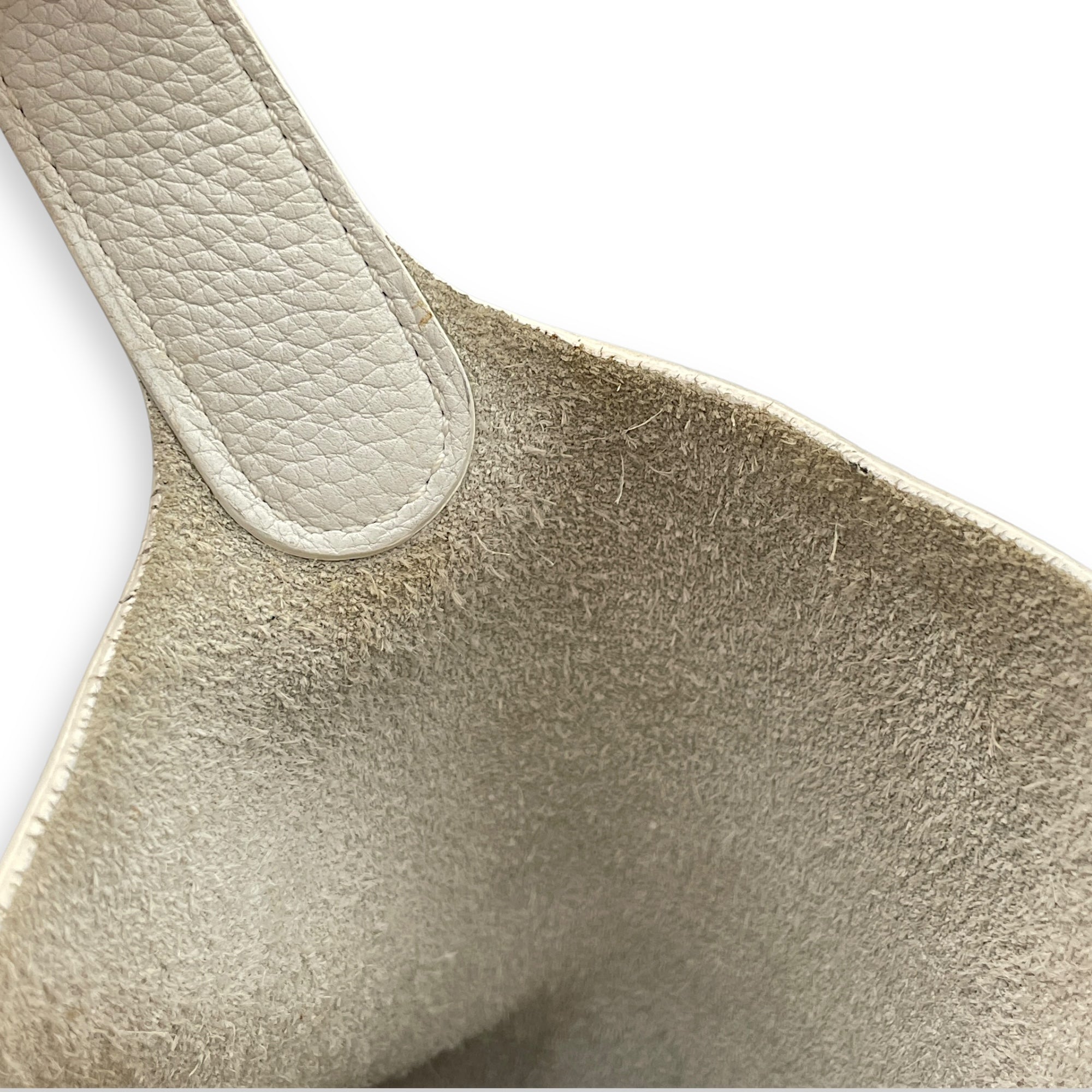 Picotin 18 White in Clemence, Gold hardware