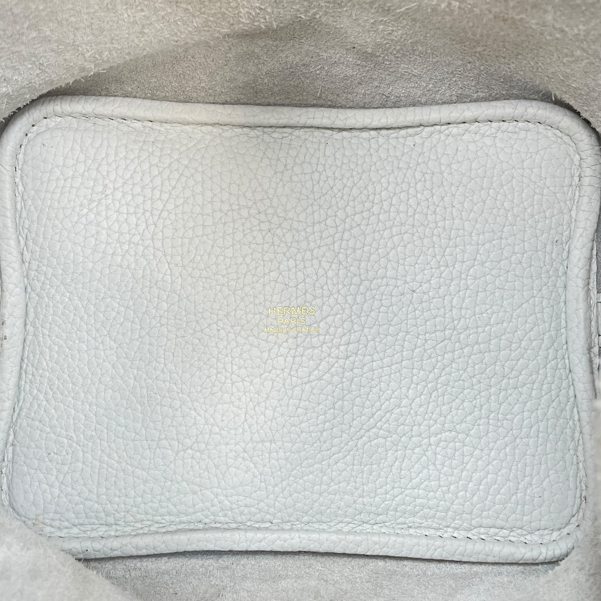 Picotin 18 White in Clemence, Gold hardware