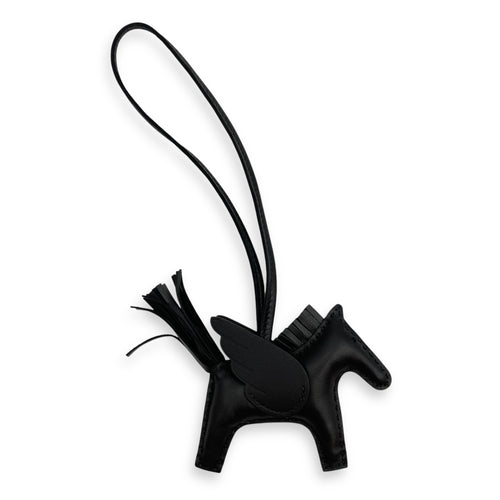 Pegasus PM Black Charm in Milo/Swift