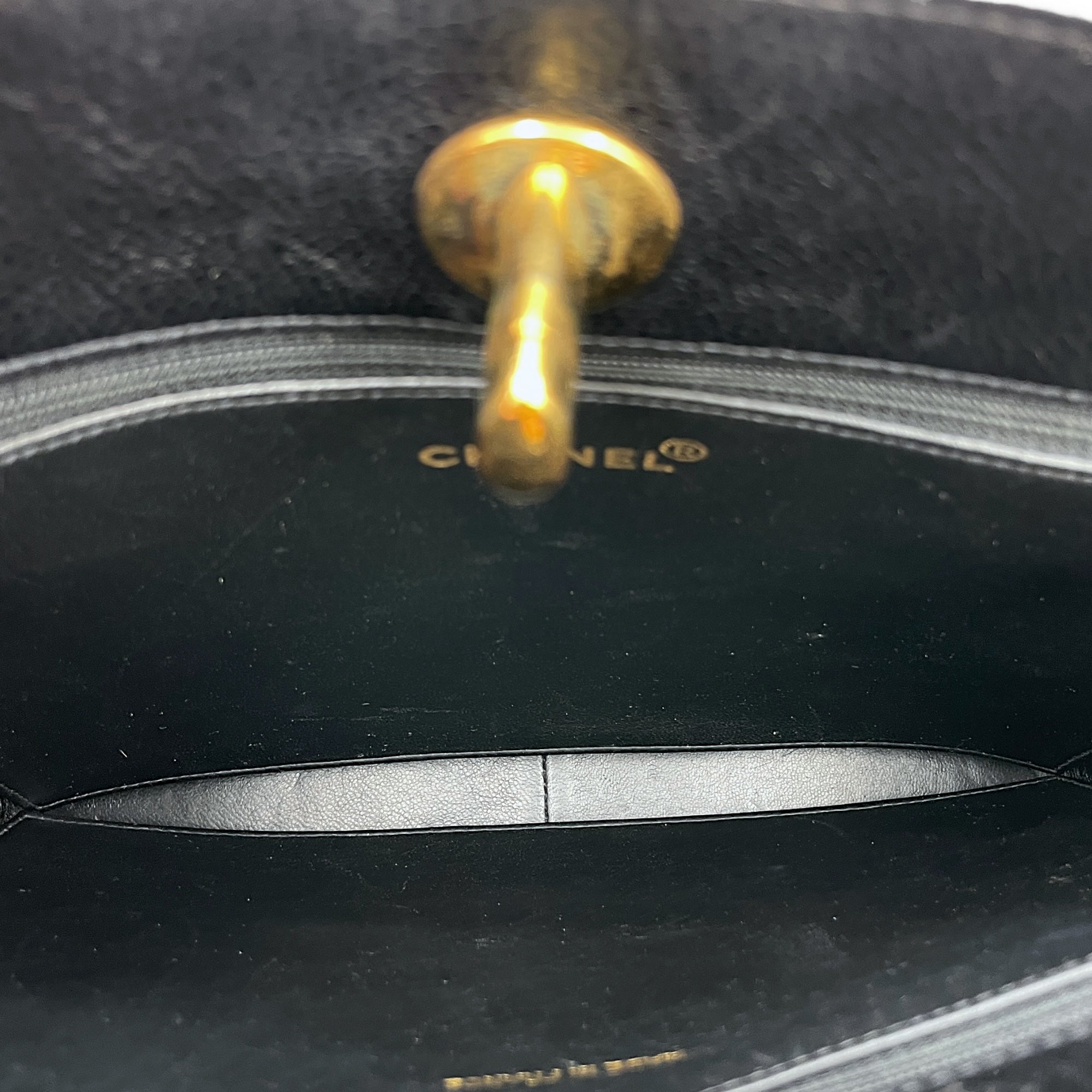 Vintage Big CC Logo Black Shoulder Bag in Caviar Leather, Gold hardware