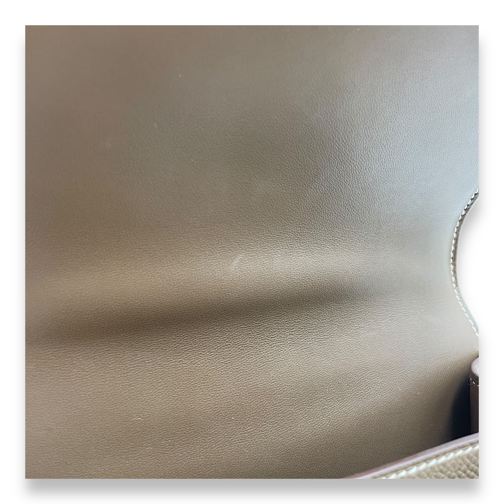 Constance Mirror 18 Etoupe in Epsom, Palladium hardware