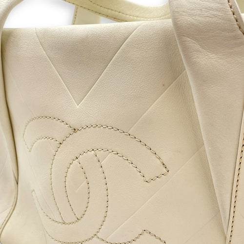 CC Chevron All Day Long Others White Tote Bag in Calfskin Brushed Palladium hardware CL2507-14372 15