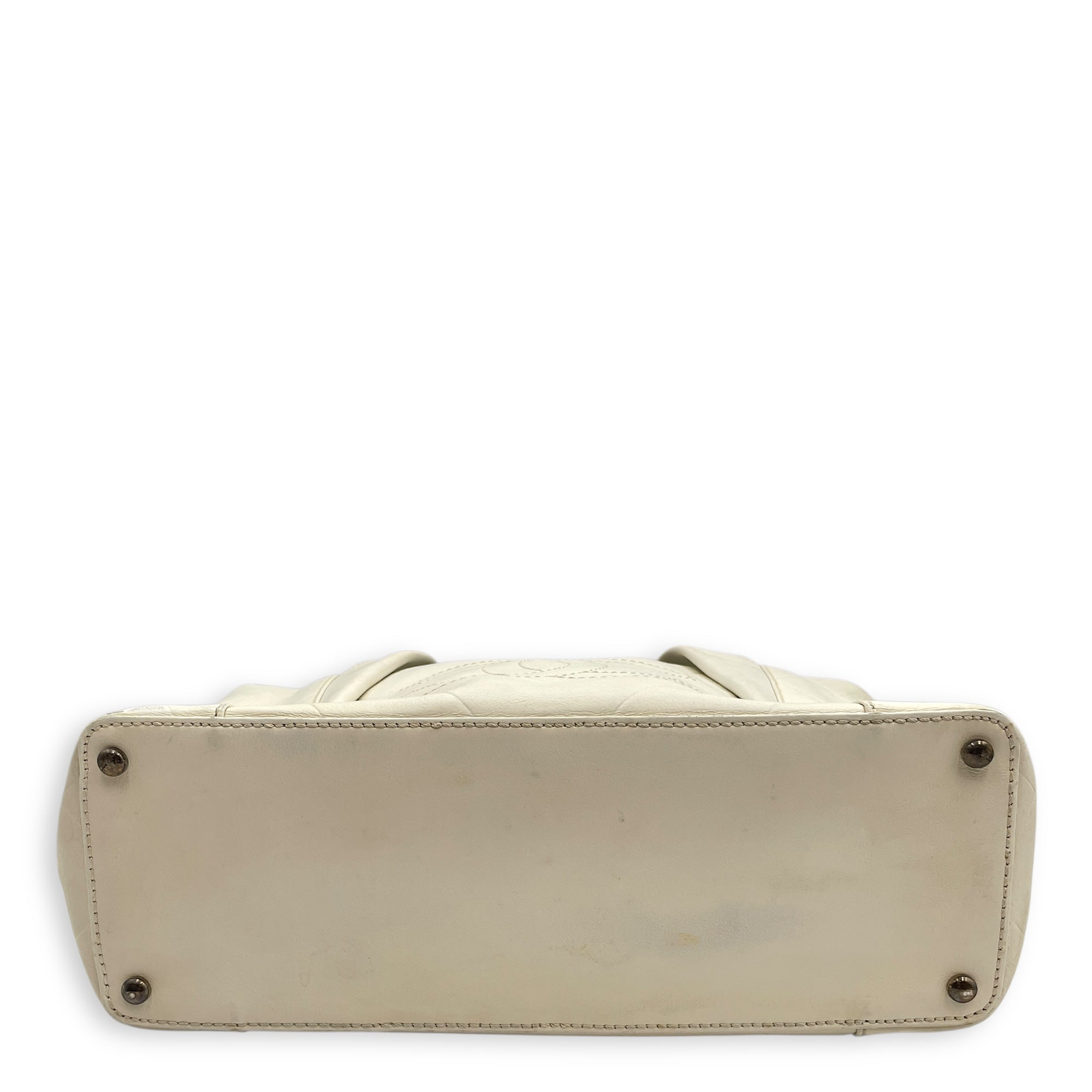 CC Chevron All Day Long White Tote Bag in Calfskin, Brushed Palladium hardware