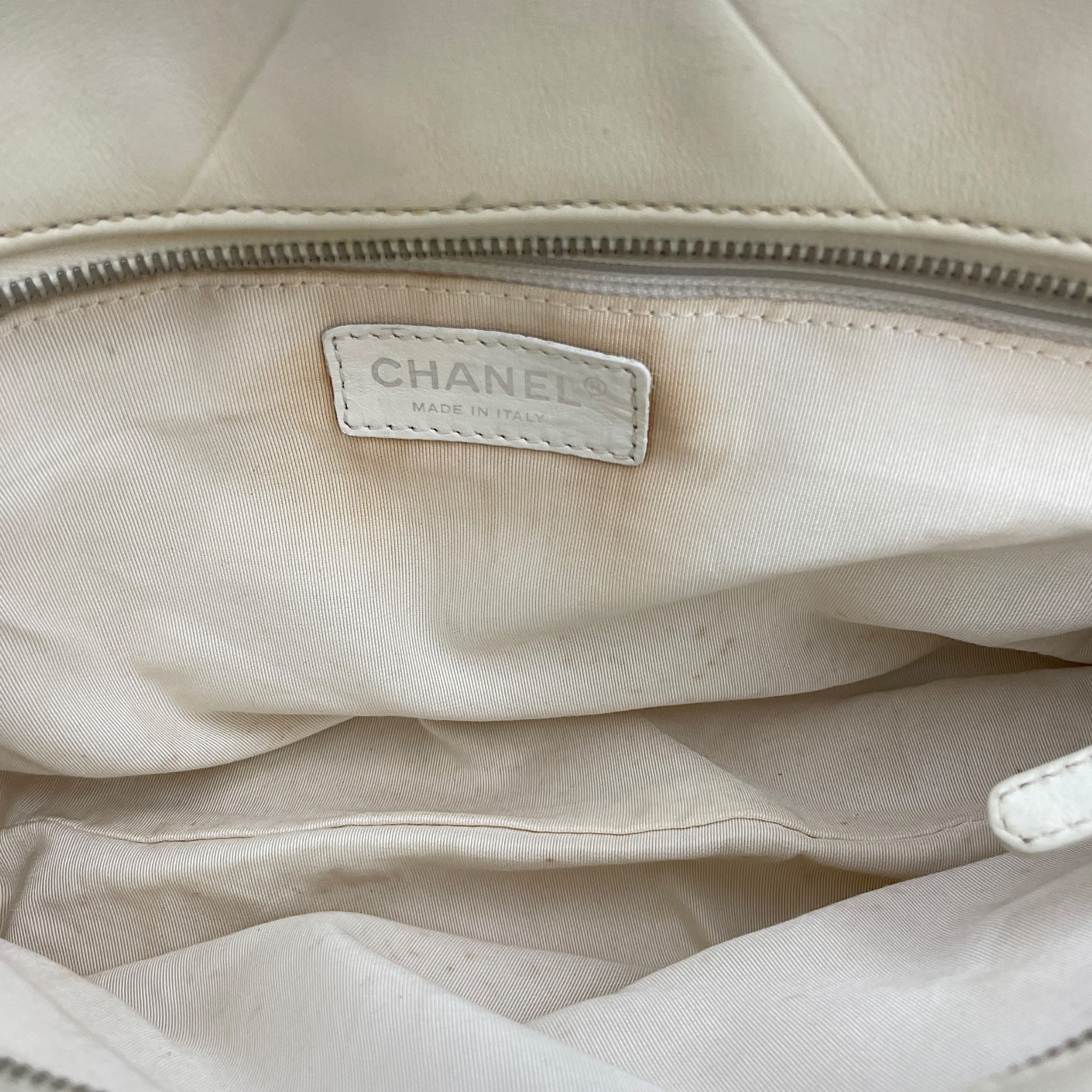 CC Chevron All Day Long White Tote Bag in Calfskin, Brushed Palladium hardware