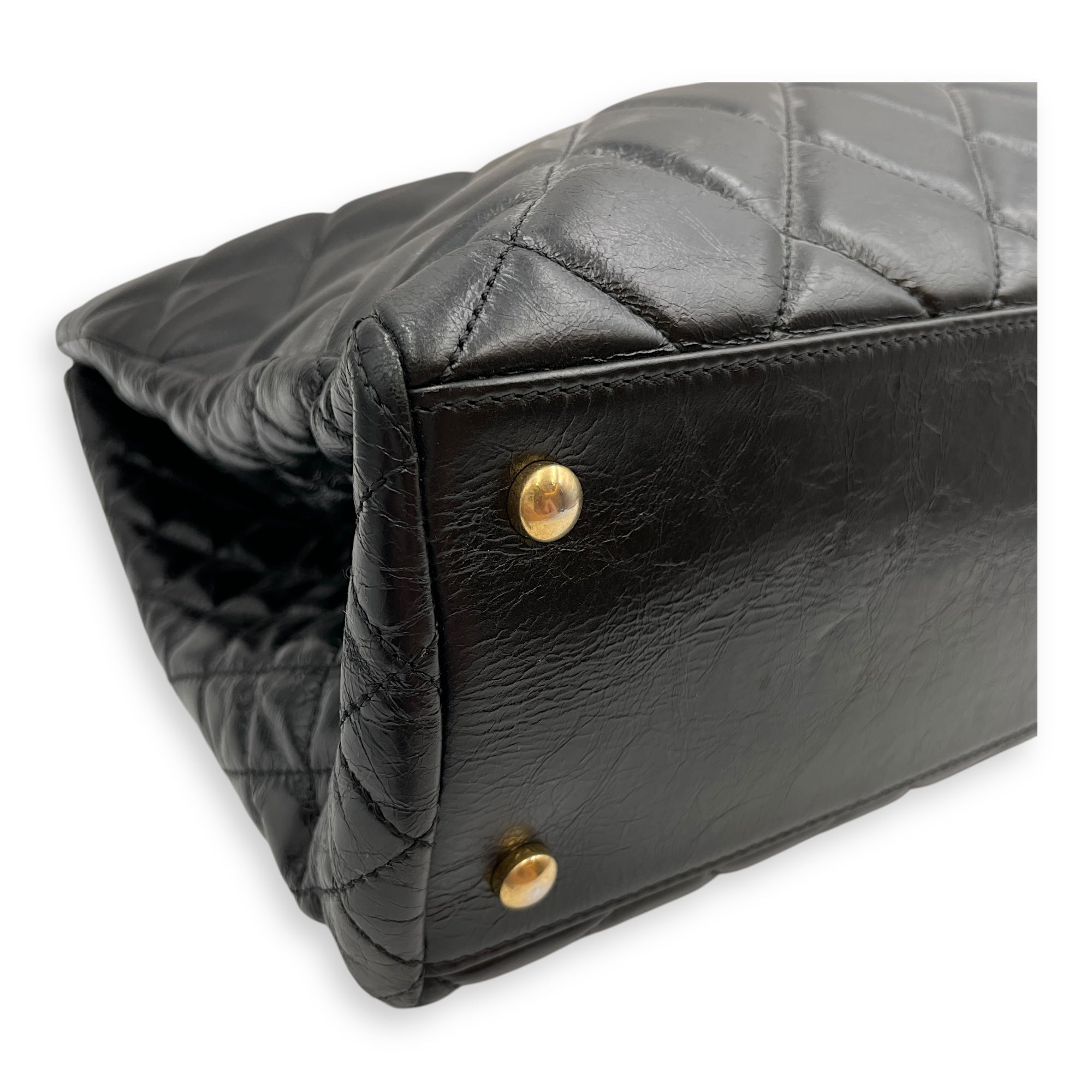 Quilted CC Black Tote Bag in Calfskin, Gold hardware