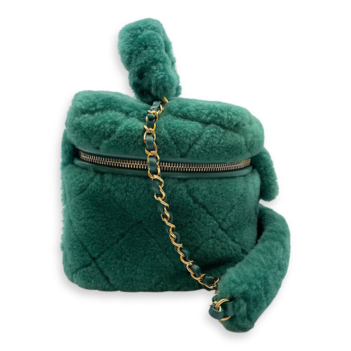 Shearling Quilted Vanity Green Shoulder Bag in Lambskin, Gold hardware