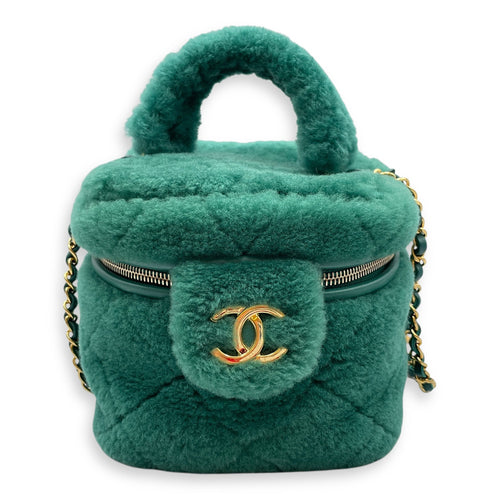 Shearling Quilted Vanity Green Shoulder Bag in Lambskin Gold hardware