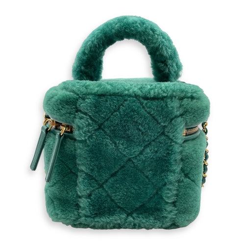 Shearling Quilted Vanity Green Shoulder Bag in Lambskin, Gold hardware