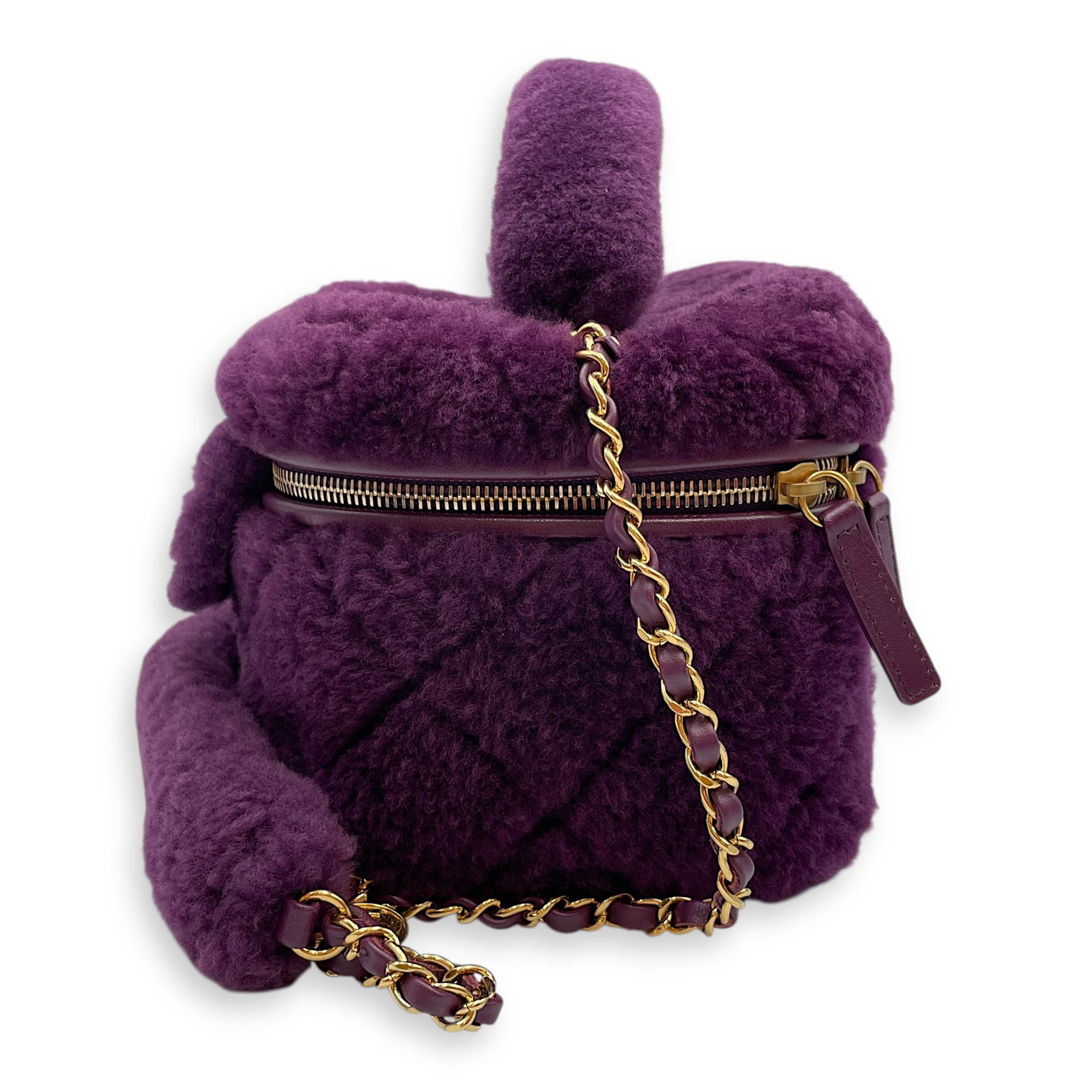 Shearling Quilted Vanity Purple Shoulder Bag in Lambskin, Gold hardware