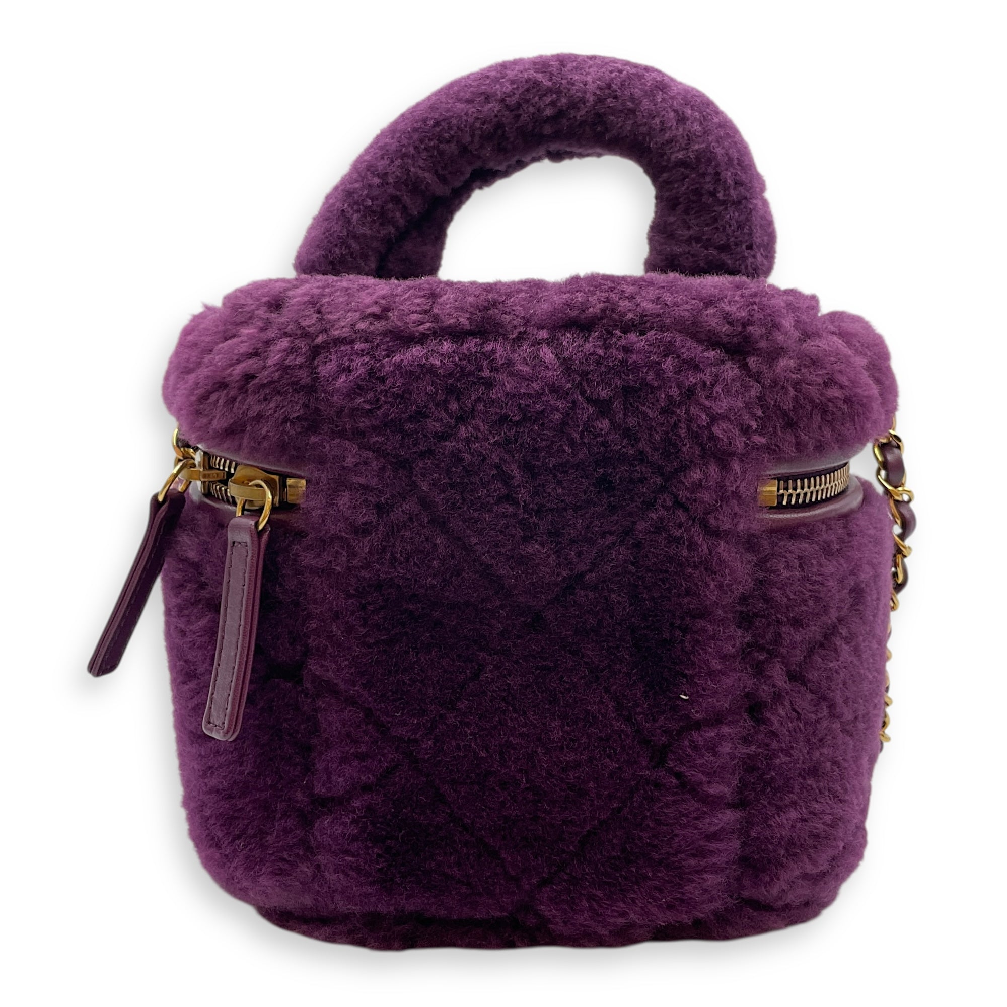 Shearling Quilted Vanity Purple Shoulder Bag in Lambskin, Gold hardware