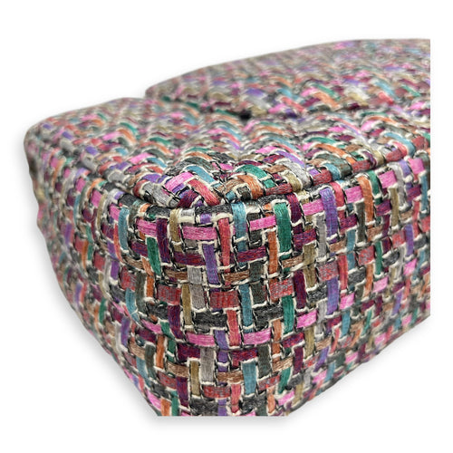 Tweed Classic Medium Multi-Color Double Flap Bag in Tweed, Gold hardware