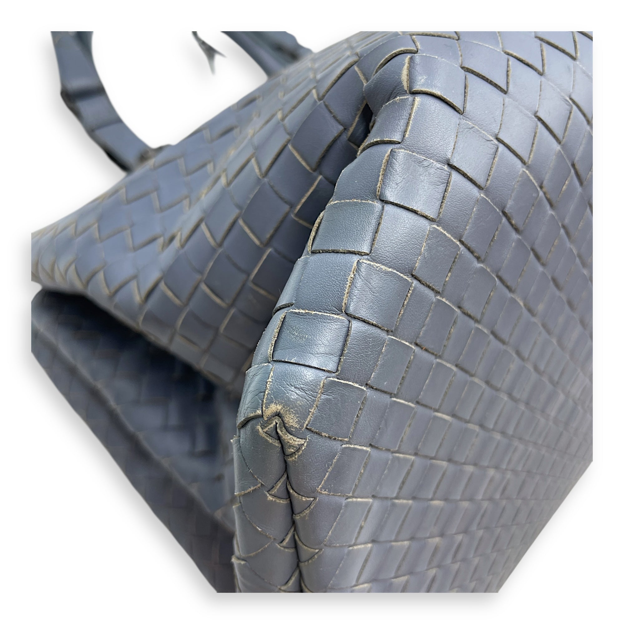 Intrecciato Roma Blue Shoulder Bag in Nappa Leather, Gunmetal hardware