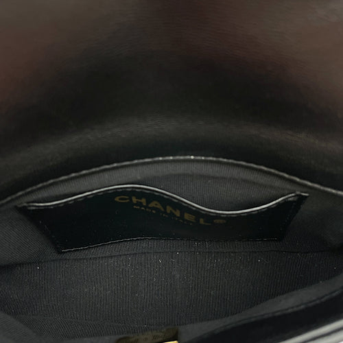 Flap Mini Black Shoulder Bag in Lambskin, Gold hardware