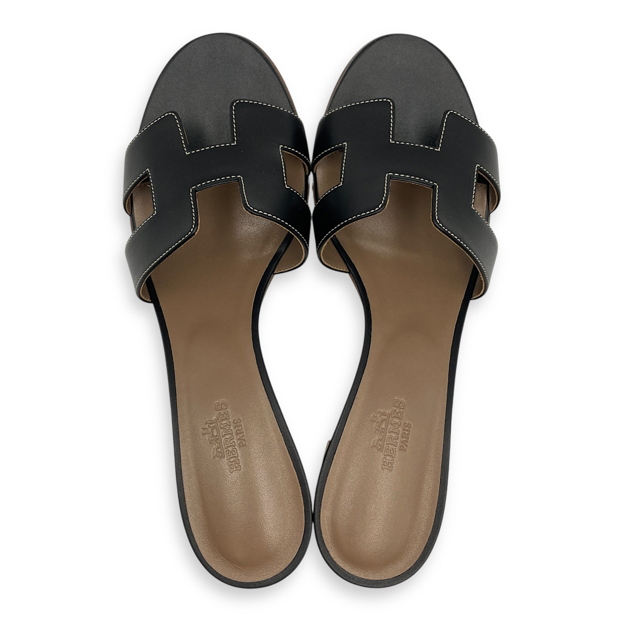 Oasis 37.5 Black Sandals in Calfskin