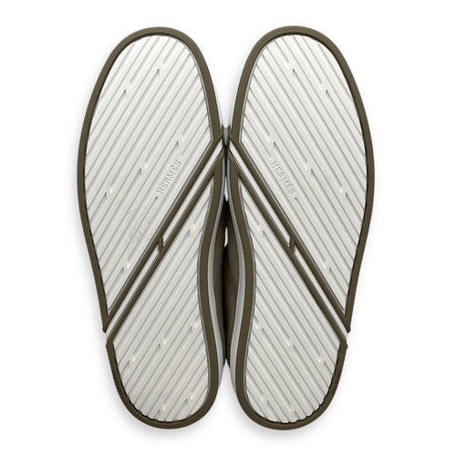 Lucky Slip-on  38.5 Beige Galet  Sneakers in Suede Leather