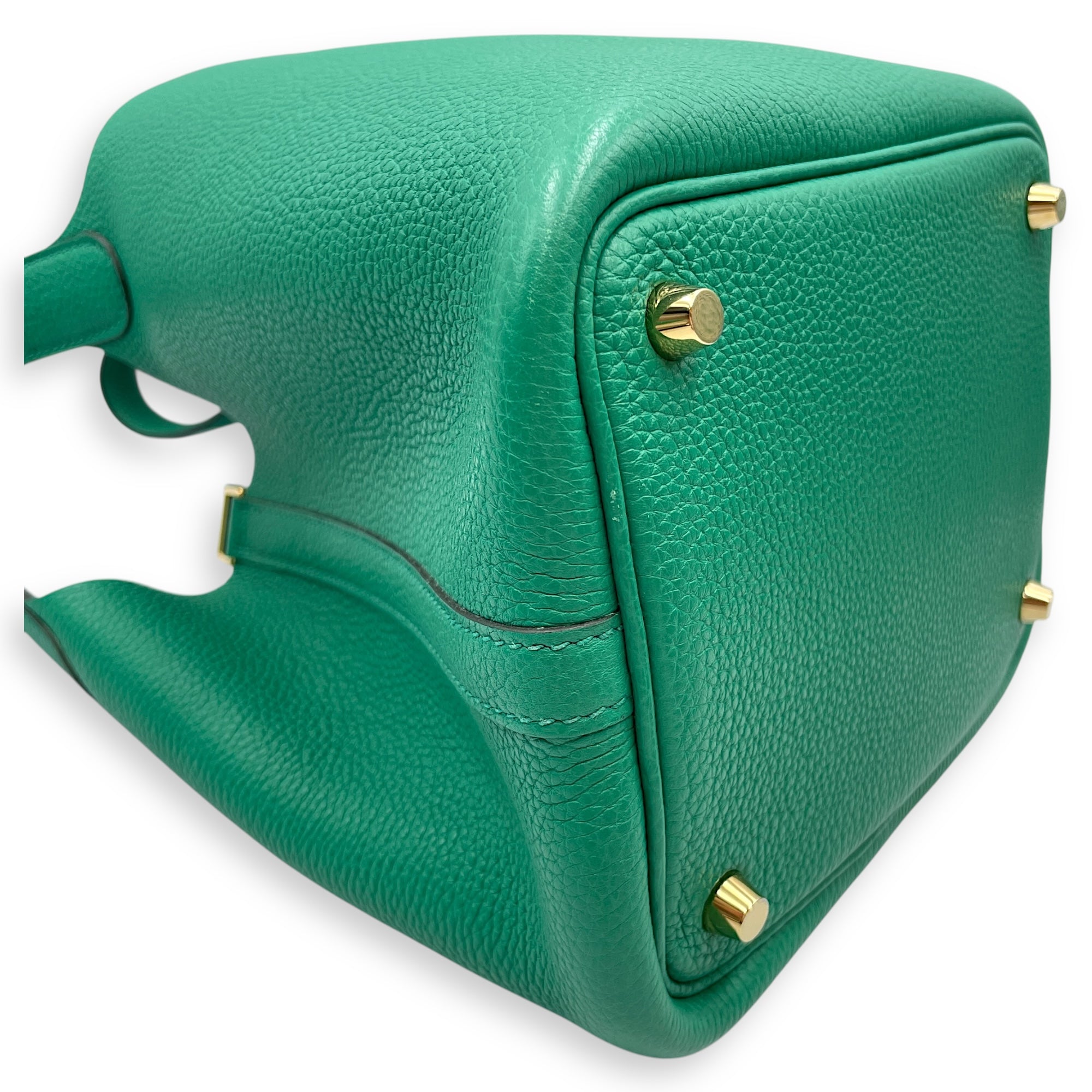 Picotin 18 Vert Jade in Maurice, Gold hardware