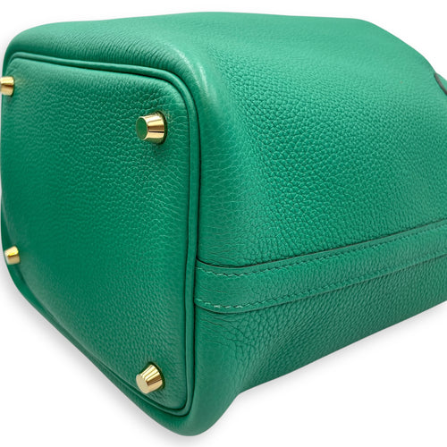 Picotin 18 Vert Jade in Maurice, Gold hardware