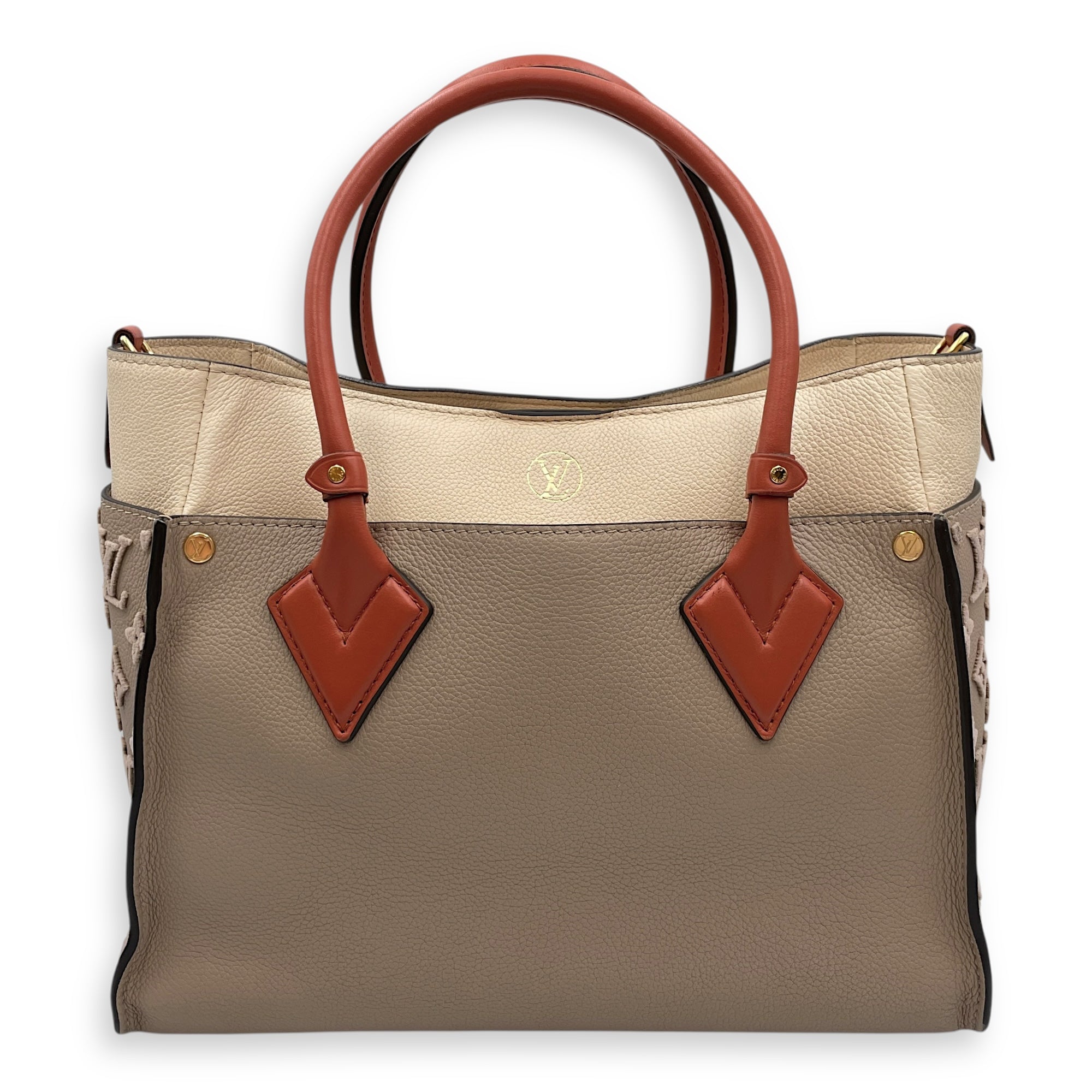 On My Side Beige Shoulder Bag in Calfskin, Gold hardware
