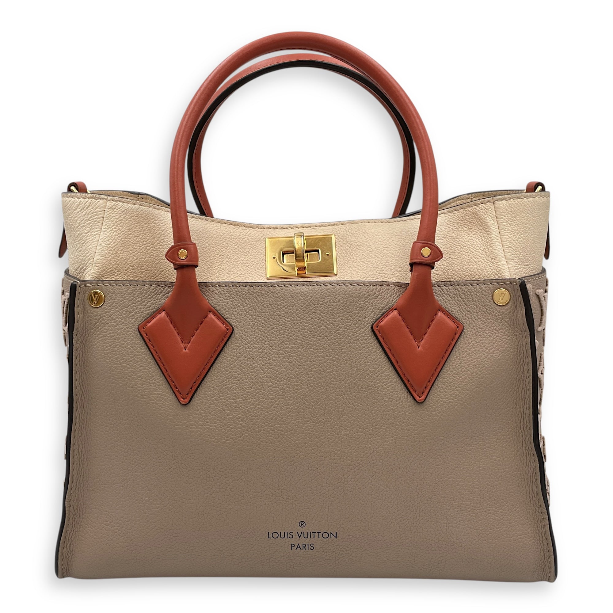 On My Side Beige Shoulder Bag in Calfskin, Gold hardware