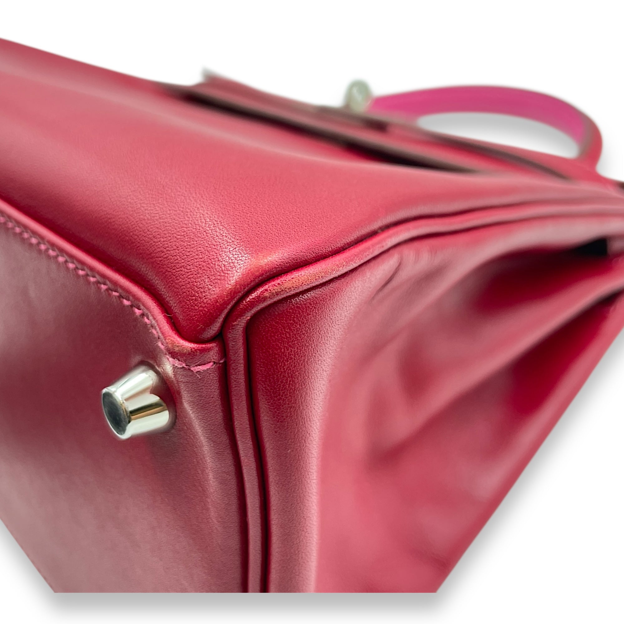 SoFlash Kelly 28 Rubis/Rose Tyrien in Tadelakt, Ruthenium hardware