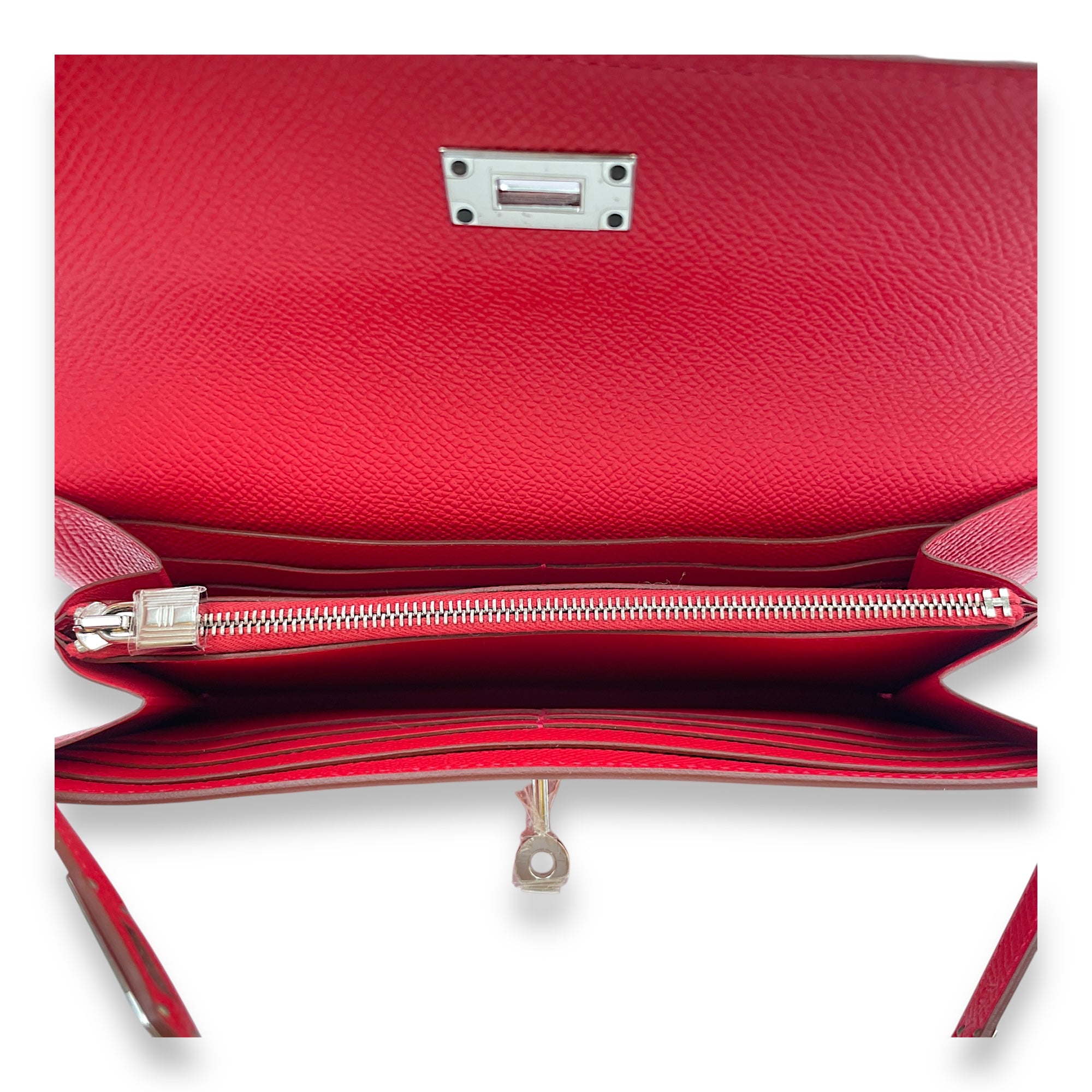 Kelly Bougainvillier Wallet in Epsom, Palladium hardware