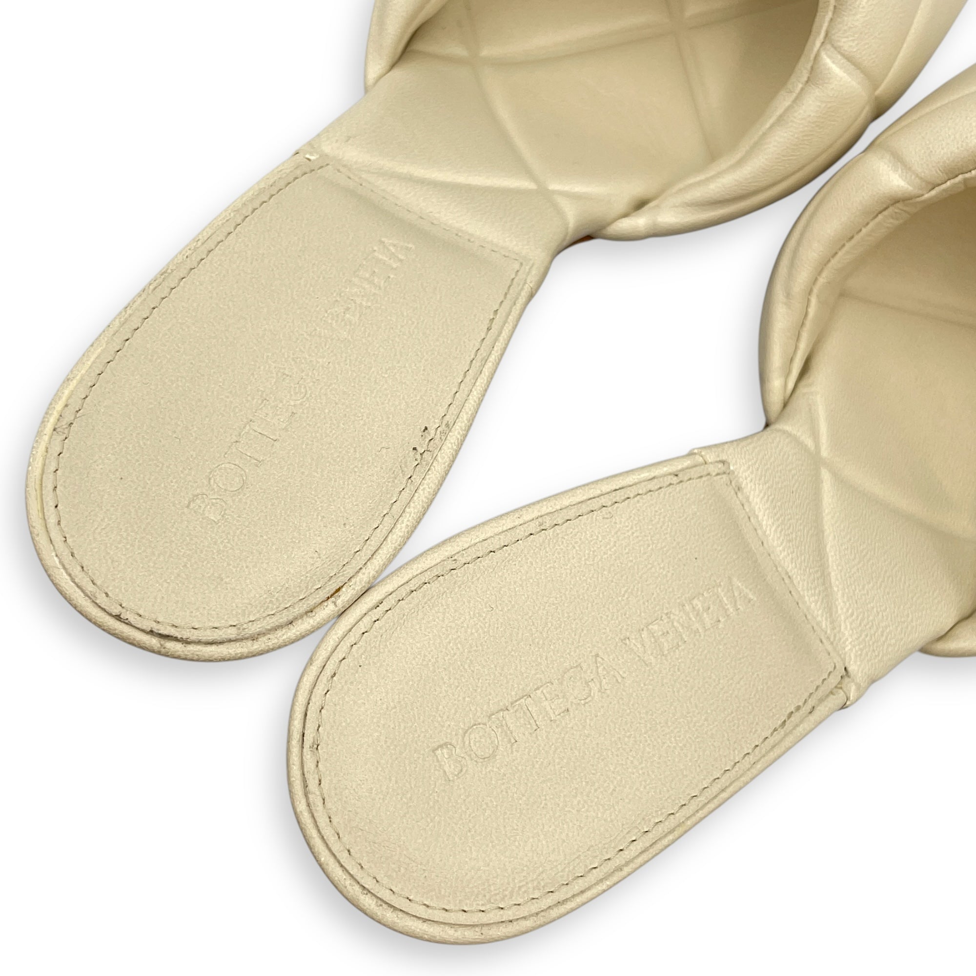 Lido Quilted Intrecciato 37.5 White Sandals in Nappa Leather