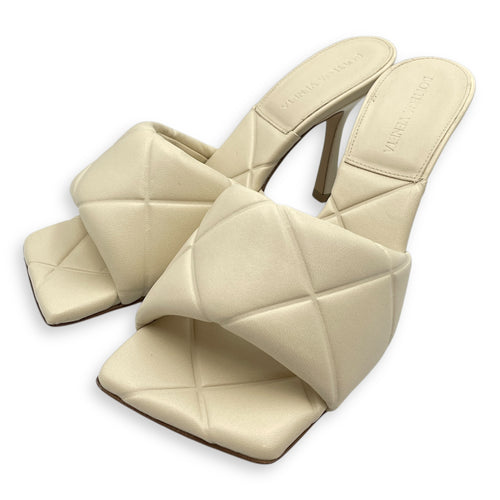 Lido Quilted Intrecciato 37.5 White Sandals in Nappa Leather