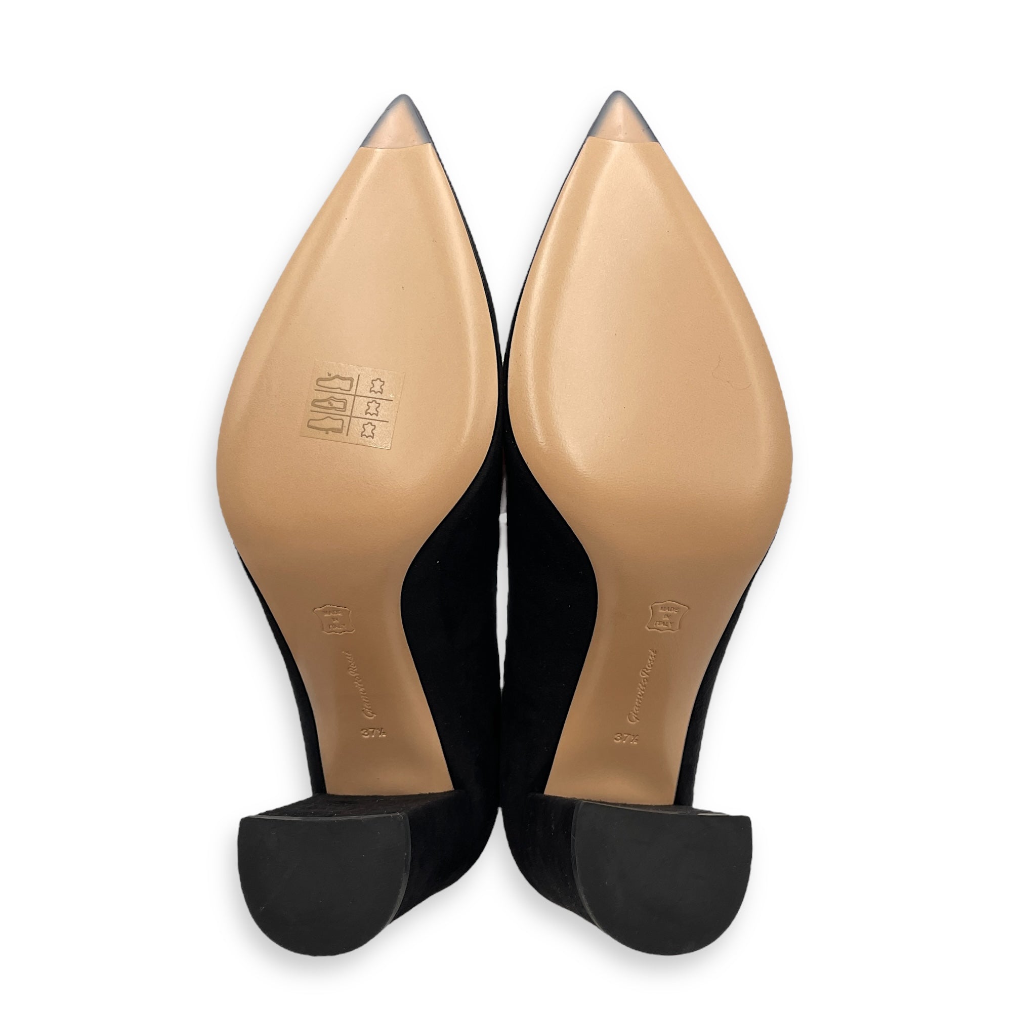 Piper 37.5 Black Pumps in Suede Leather