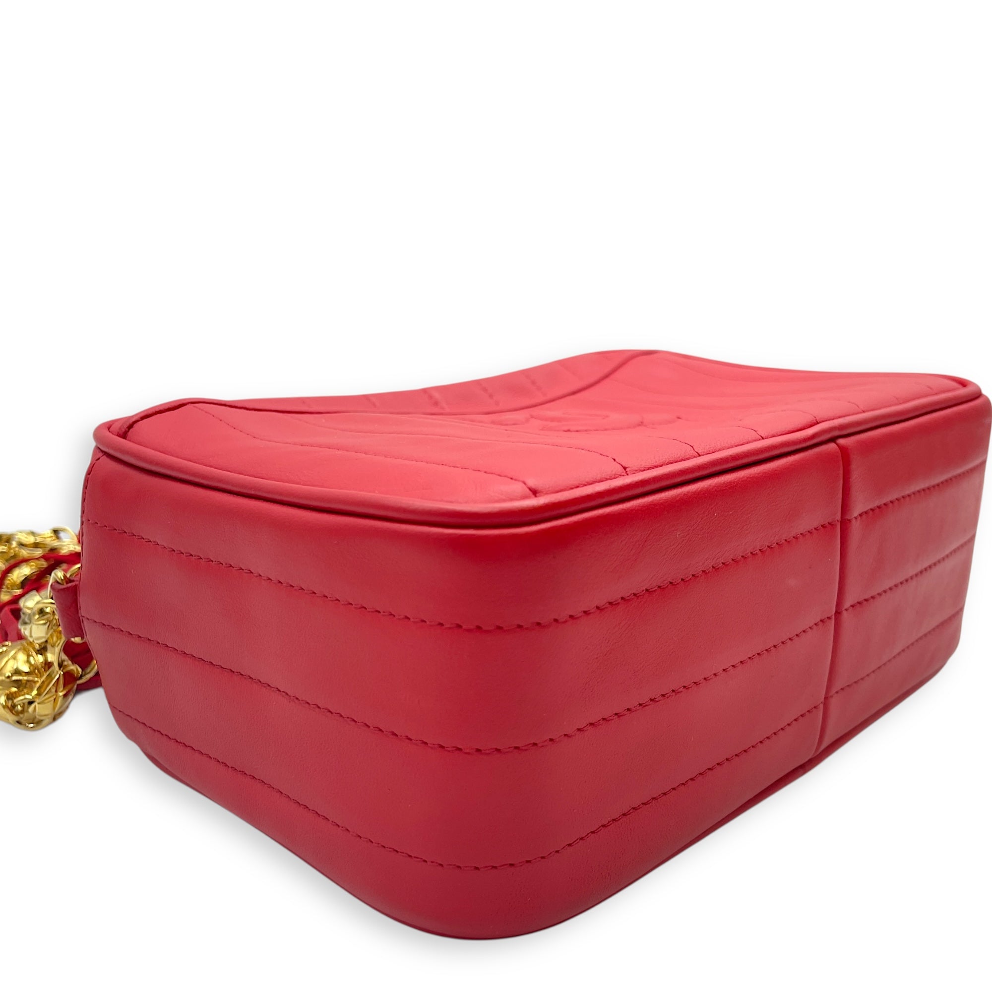 Vintage Mademoiselle Chain Chilli Red Shoulder Bag in Lambskin, Gold hardware