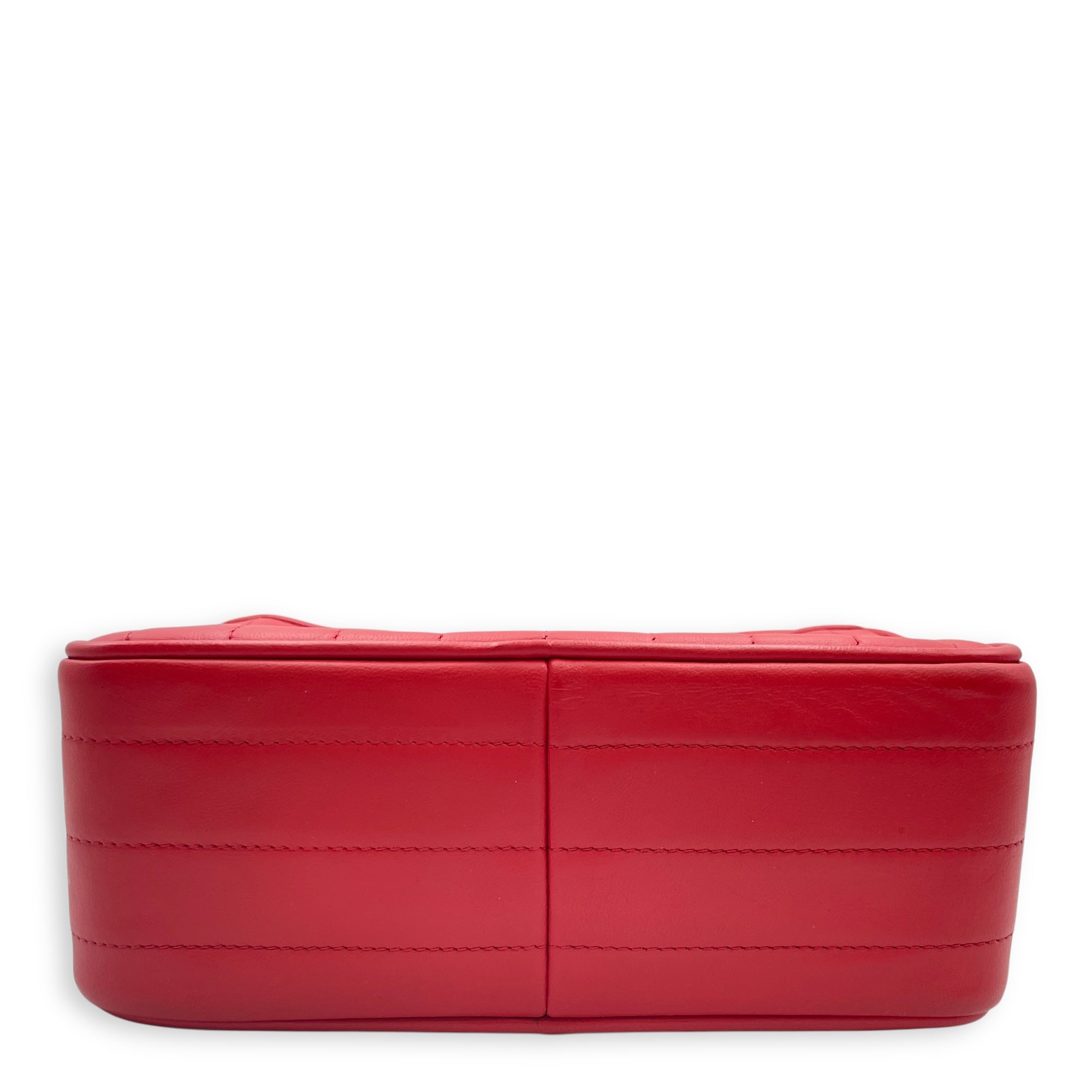Vintage Mademoiselle Chain Chilli Red Shoulder Bag in Lambskin, Gold hardware