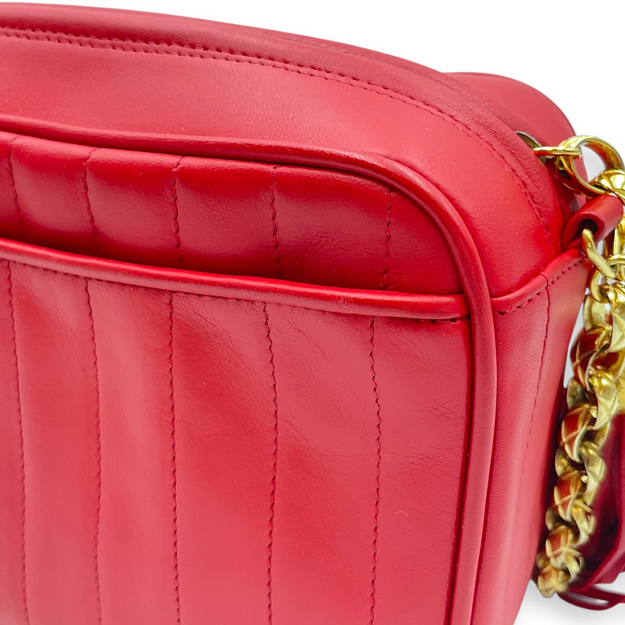Vintage Mademoiselle Chain Chilli Red Shoulder Bag in Lambskin, Gold hardware