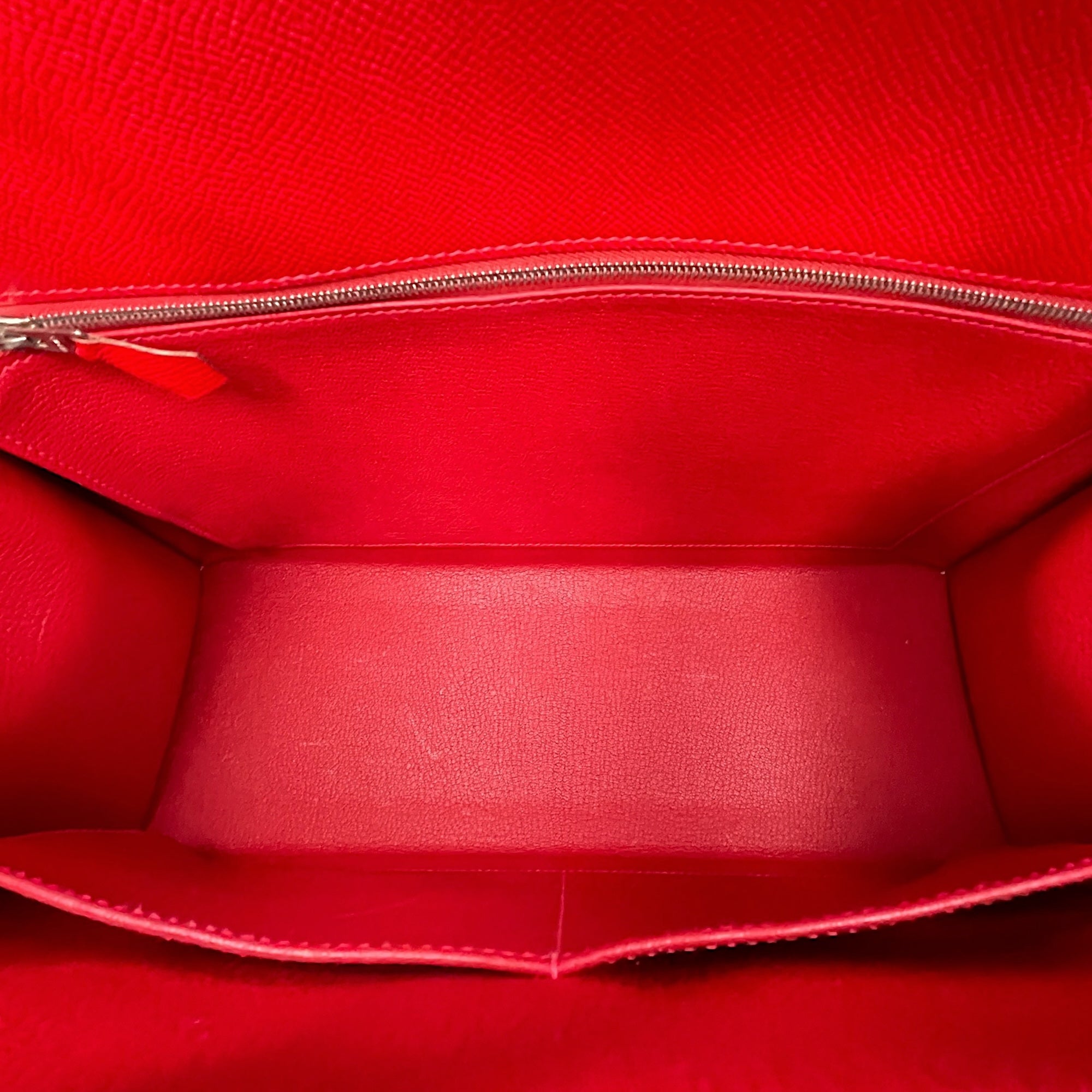 Flag Sellier Kelly 35 Rouge Casaque/Blanc in Epsom, Palladium hardware