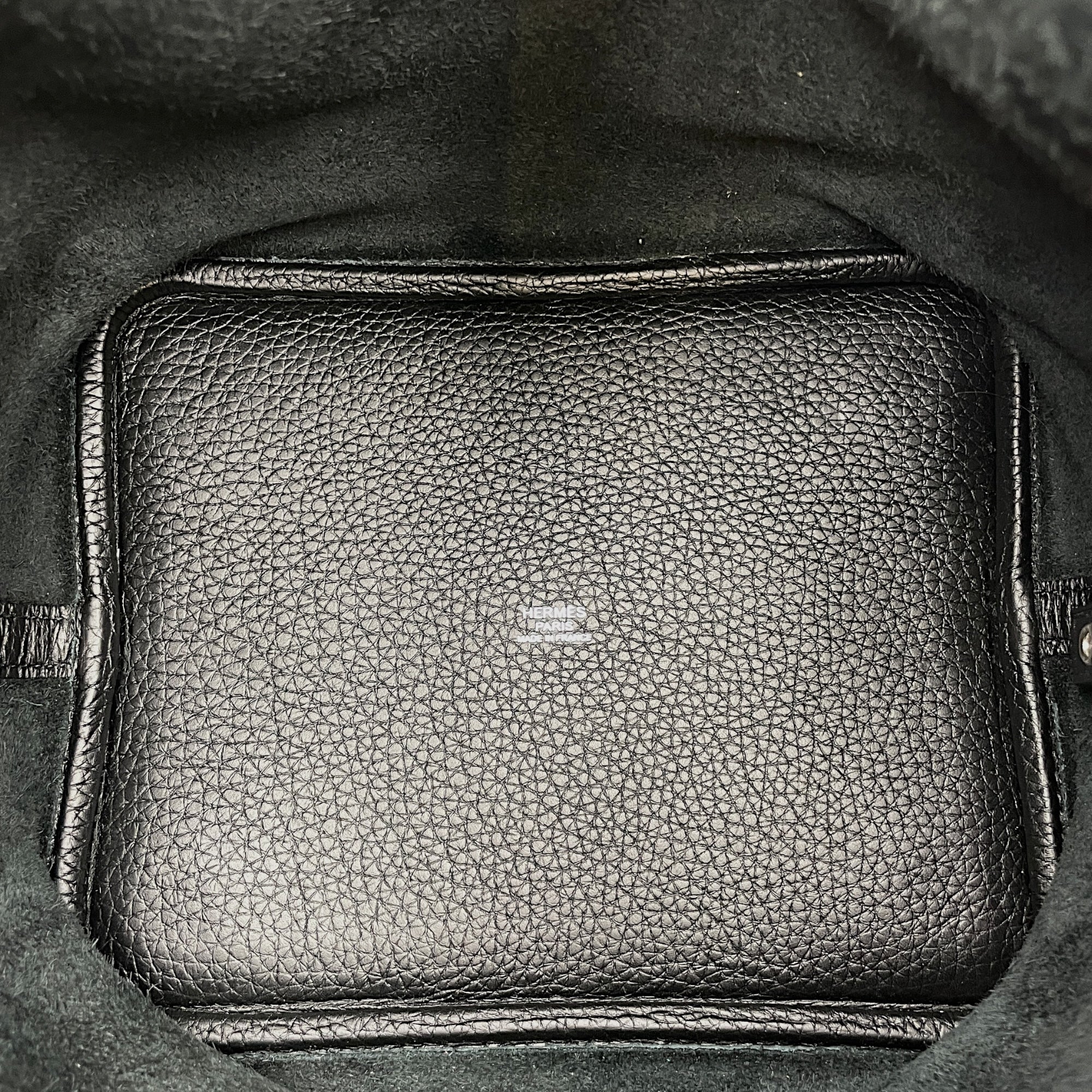Picotin 22 Black in Clemence, Palladium hardware