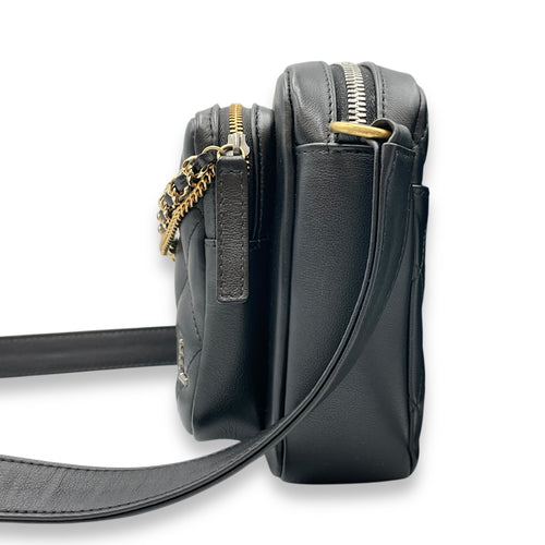 22C Black Camera Bag in Calfskin, Gold hardware